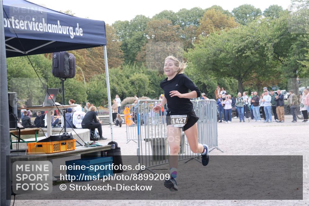 14.09.2025 - Stadtparktriathlon Strokosch-Dieckow http://msf.ph/oto/8899209 14.09.2025 14:11:17 Ziel 1427, 1480, 1548, 1647 meine-sportfotos.de