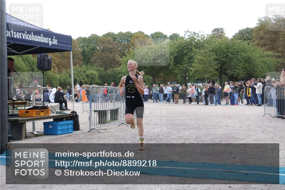 14.09.2025 - Stadtparktriathlon Strokosch-Dieckow http://msf.ph/oto/8899218 14.09.2025 14:11:23 Ziel 1427, 1647 meine-sportfotos.de