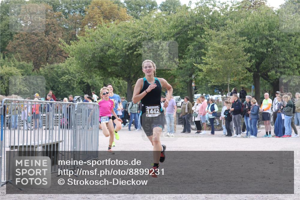 14.09.2025 - Stadtparktriathlon Strokosch-Dieckow http://msf.ph/oto/8899231 14.09.2025 14:11:33 Ziel 1442, 1462, 1671 meine-sportfotos.de