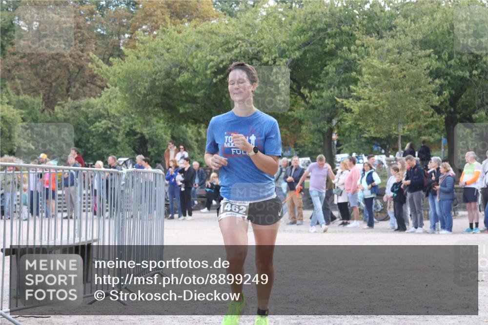 14.09.2025 - Stadtparktriathlon Strokosch-Dieckow http://msf.ph/oto/8899249 14.09.2025 14:11:36 Ziel 1442, 1462, 1671 meine-sportfotos.de