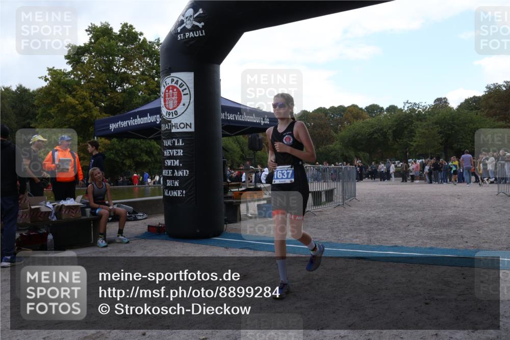 14.09.2025 - Stadtparktriathlon Strokosch-Dieckow http://msf.ph/oto/8899284 14.09.2025 14:11:57 Ziel 1637 meine-sportfotos.de