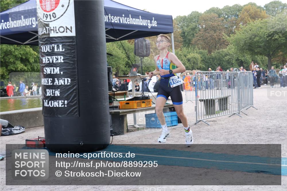 14.09.2025 - Stadtparktriathlon Strokosch-Dieckow http://msf.ph/oto/8899295 14.09.2025 14:12:05 Ziel 1661, 1691 meine-sportfotos.de