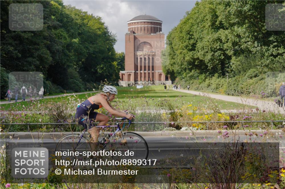 14.09.2025 - Stadtparktriathlon Michael Burmester http://msf.ph/oto/8899317 14.09.2025 12:54:42 Radfahren 1342, 1353, 1419, 1469, 1504 meine-sportfotos.de