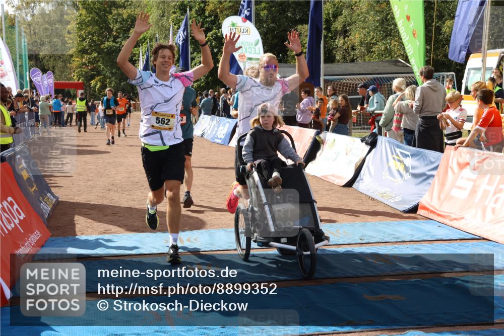 14.09.2025 - Airport Race Strokosch-Dieckow http://msf.ph/oto/8899352 14.09.2025 12:27:13 Ziel 73, 80, 172, 528, 562, 589, 644, 1036, 1414, 1621, 1658, 1707, 1814, 4187 meine-sportfotos.de