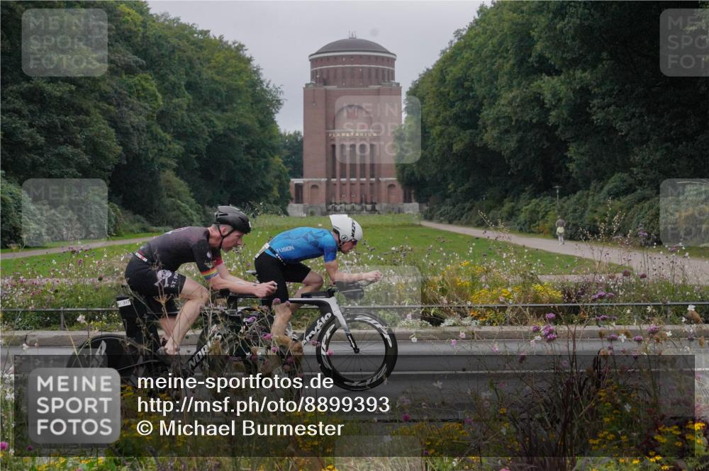 14.09.2025 - Stadtparktriathlon Michael Burmester http://msf.ph/oto/8899393 14.09.2025 09:12:03 Radfahren 307, 317, 331, 402, 412 meine-sportfotos.de