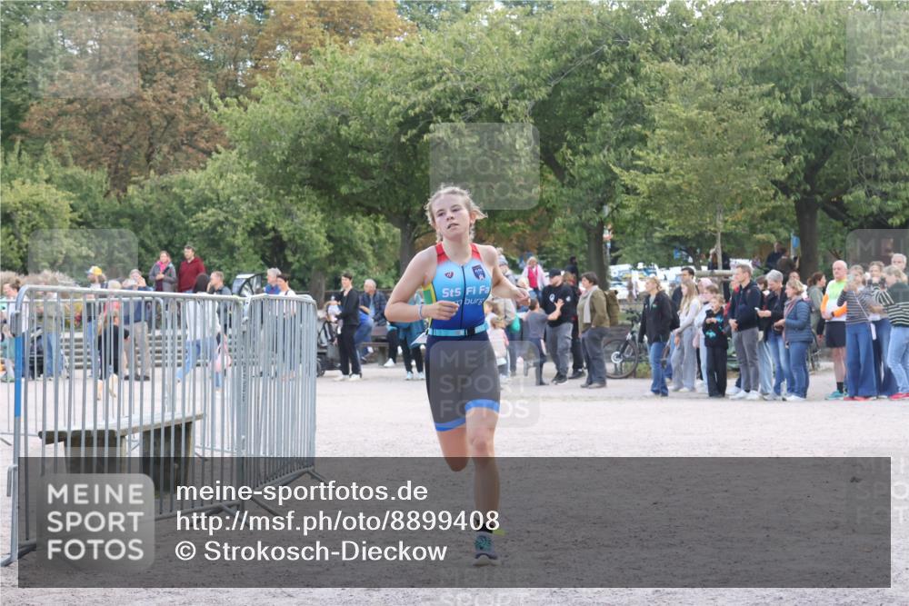 14.09.2025 - Stadtparktriathlon Strokosch-Dieckow http://msf.ph/oto/8899408 14.09.2025 14:13:15 Ziel 1644, 1650 meine-sportfotos.de