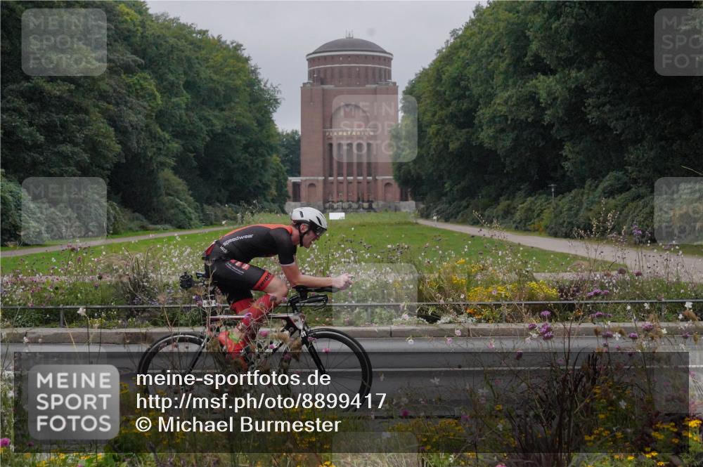 14.09.2025 - Stadtparktriathlon Michael Burmester http://msf.ph/oto/8899417 14.09.2025 09:12:36 Radfahren 344, 374, 422, 431, 480 meine-sportfotos.de