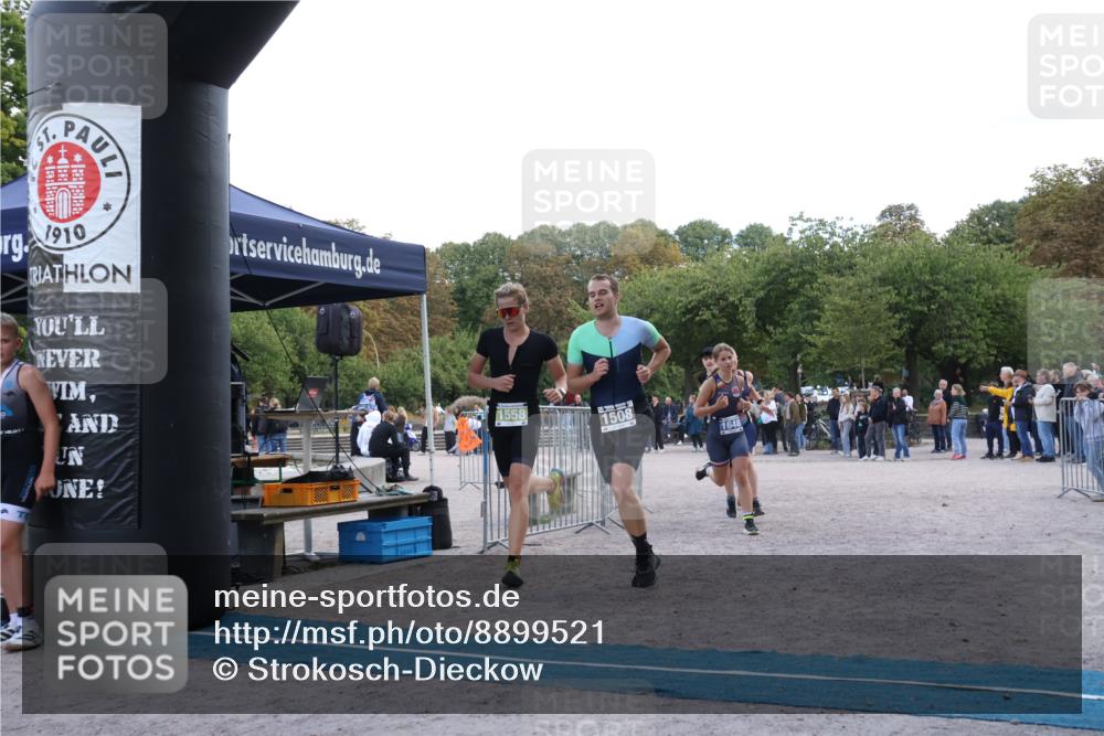 14.09.2025 - Stadtparktriathlon Strokosch-Dieckow http://msf.ph/oto/8899521 14.09.2025 14:14:12 Ziel 1425, 1505, 1508, 1558, 1627, 1648, 1688 meine-sportfotos.de