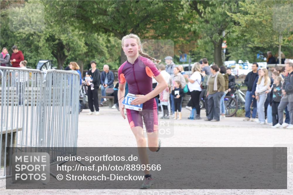 14.09.2025 - Stadtparktriathlon Strokosch-Dieckow http://msf.ph/oto/8899566 14.09.2025 14:14:26 Ziel 1448, 1515, 1631 meine-sportfotos.de