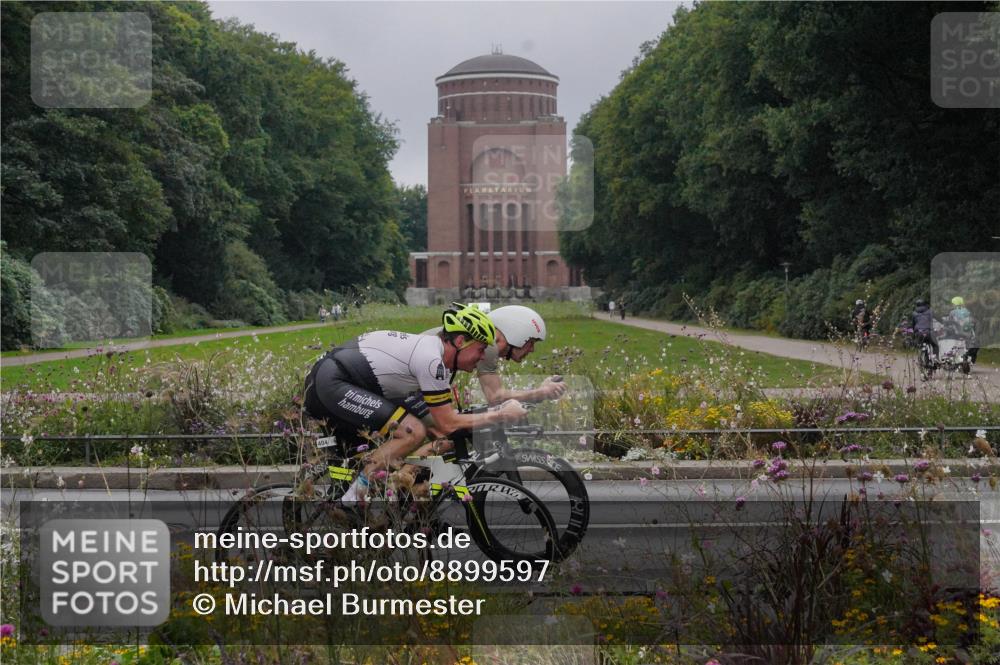 14.09.2025 - Stadtparktriathlon Michael Burmester http://msf.ph/oto/8899597 14.09.2025 09:14:36 Radfahren 301, 318, 326, 340, 345, 347, 363, 370, 371, 373, 377, 380, 381, 401, 404 meine-sportfotos.de