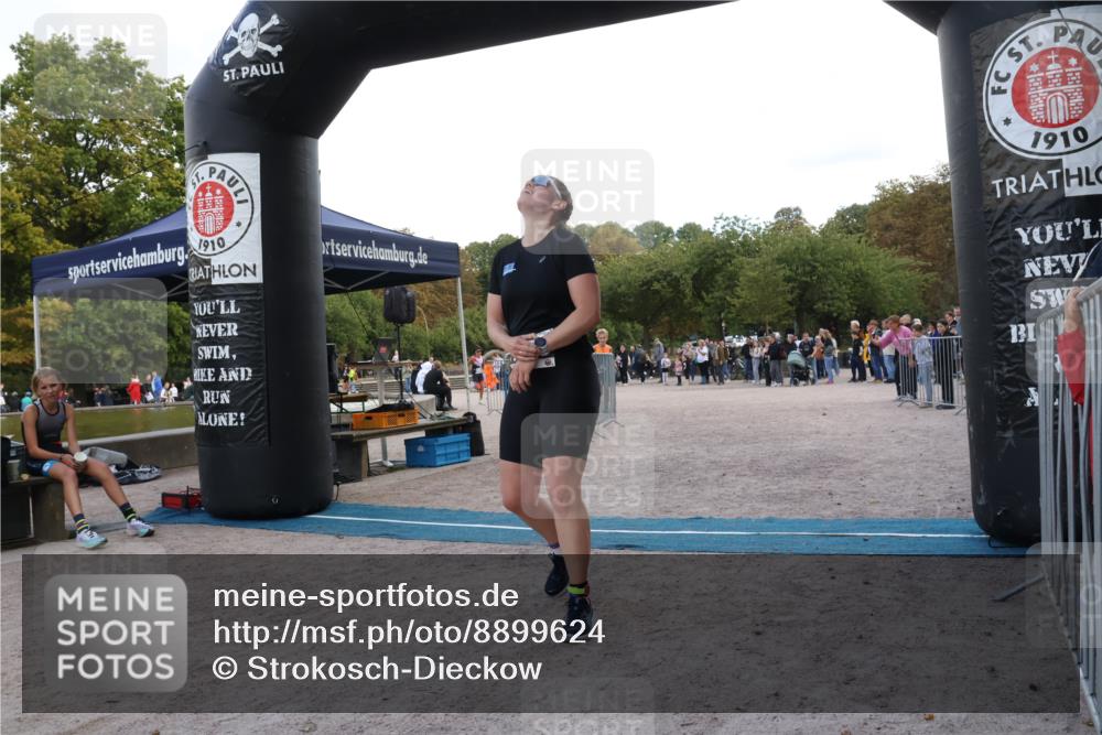 14.09.2025 - Stadtparktriathlon Strokosch-Dieckow http://msf.ph/oto/8899624 14.09.2025 14:14:49 Ziel 1453, 1663, 1681 meine-sportfotos.de