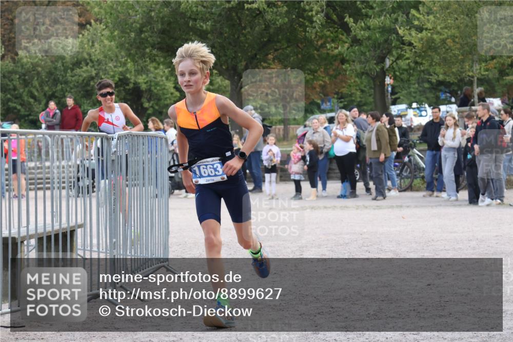 14.09.2025 - Stadtparktriathlon Strokosch-Dieckow http://msf.ph/oto/8899627 14.09.2025 14:14:51 Ziel 1453, 1663, 1681 meine-sportfotos.de