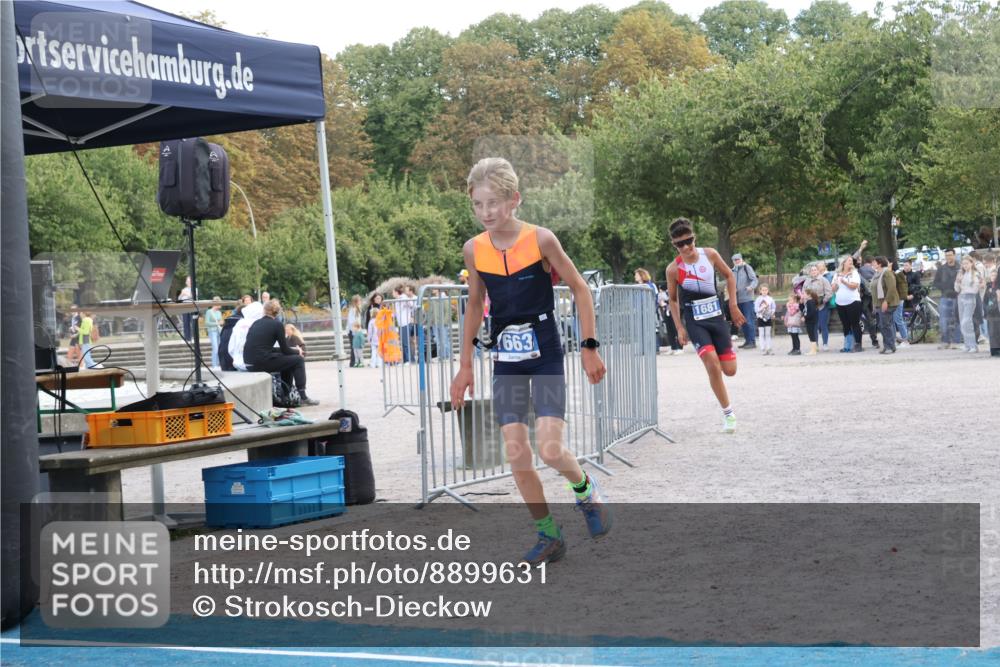 14.09.2025 - Stadtparktriathlon Strokosch-Dieckow http://msf.ph/oto/8899631 14.09.2025 14:14:51 Ziel 1453, 1663, 1681 meine-sportfotos.de