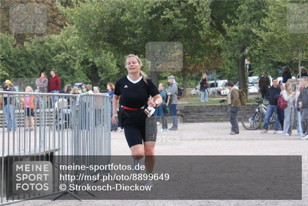 14.09.2025 - Stadtparktriathlon Strokosch-Dieckow http://msf.ph/oto/8899649 14.09.2025 14:15:32 Ziel 1465 meine-sportfotos.de