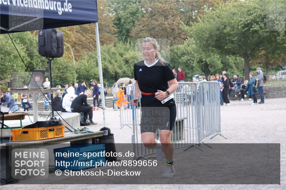 14.09.2025 - Stadtparktriathlon Strokosch-Dieckow http://msf.ph/oto/8899656 14.09.2025 14:15:33 Ziel 1465, 1649 meine-sportfotos.de