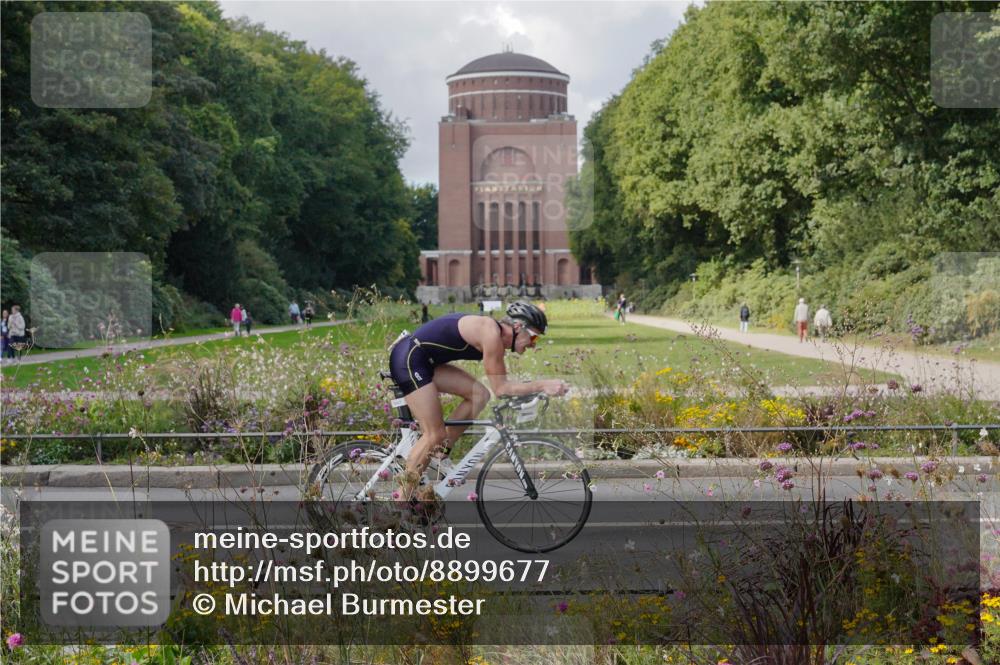14.09.2025 - Stadtparktriathlon Michael Burmester http://msf.ph/oto/8899677 14.09.2025 12:59:11 Radfahren 1279, 1334, 1390, 1392, 1417, 1495, 1511 meine-sportfotos.de