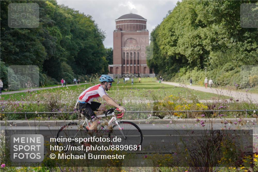 14.09.2025 - Stadtparktriathlon Michael Burmester http://msf.ph/oto/8899681 14.09.2025 12:59:12 Radfahren 1279, 1334, 1390, 1392, 1417, 1495, 1511 meine-sportfotos.de