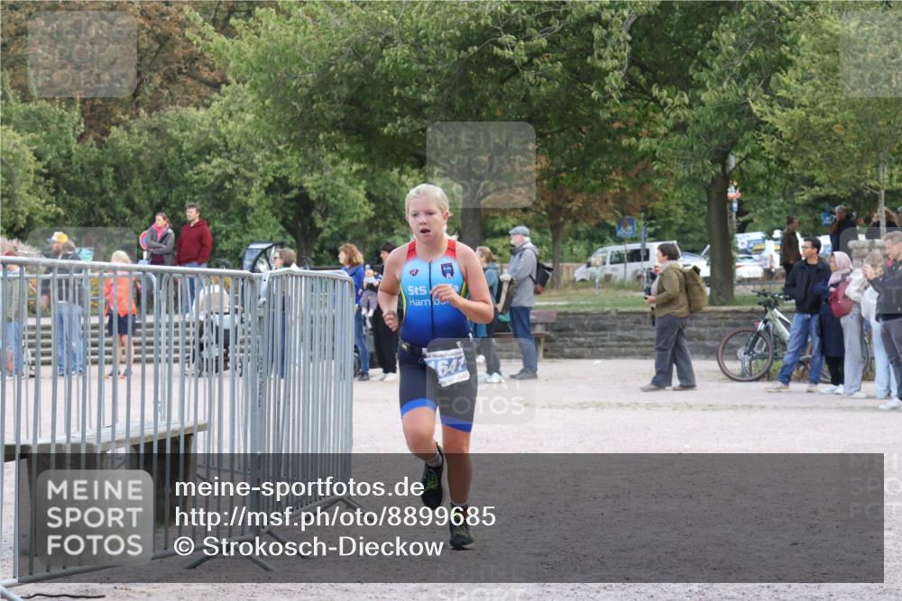 14.09.2025 - Stadtparktriathlon Strokosch-Dieckow http://msf.ph/oto/8899685 14.09.2025 14:15:49 Ziel 1641 meine-sportfotos.de
