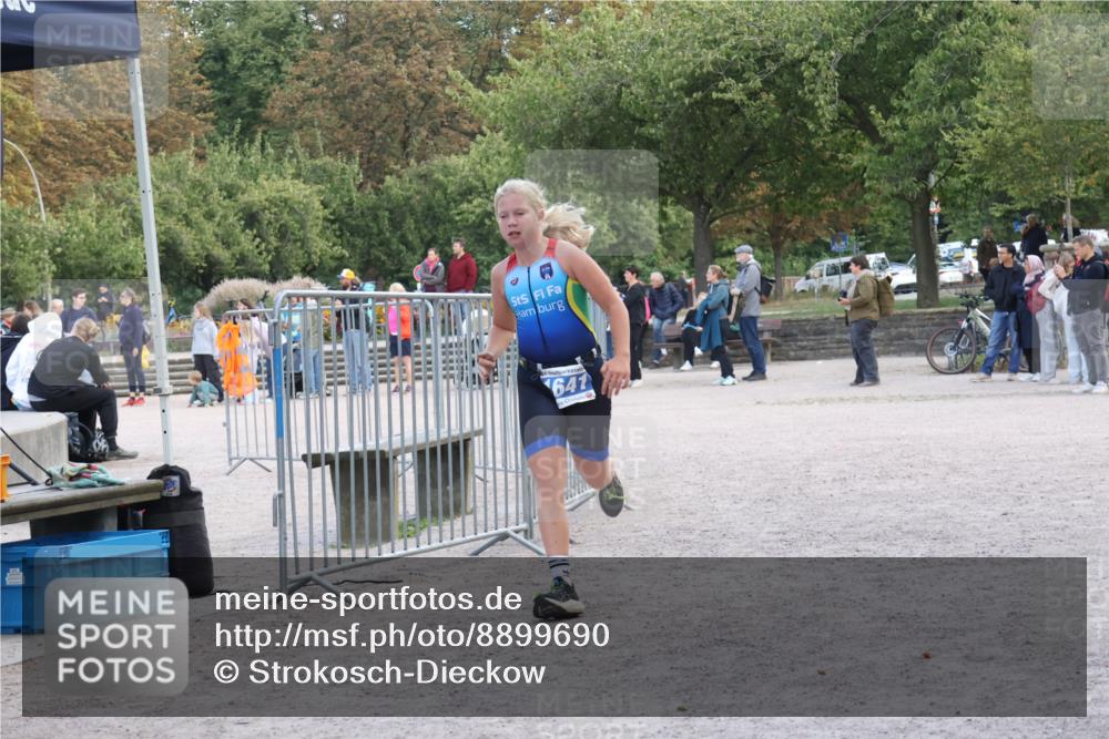 14.09.2025 - Stadtparktriathlon Strokosch-Dieckow http://msf.ph/oto/8899690 14.09.2025 14:15:49 Ziel 1641 meine-sportfotos.de
