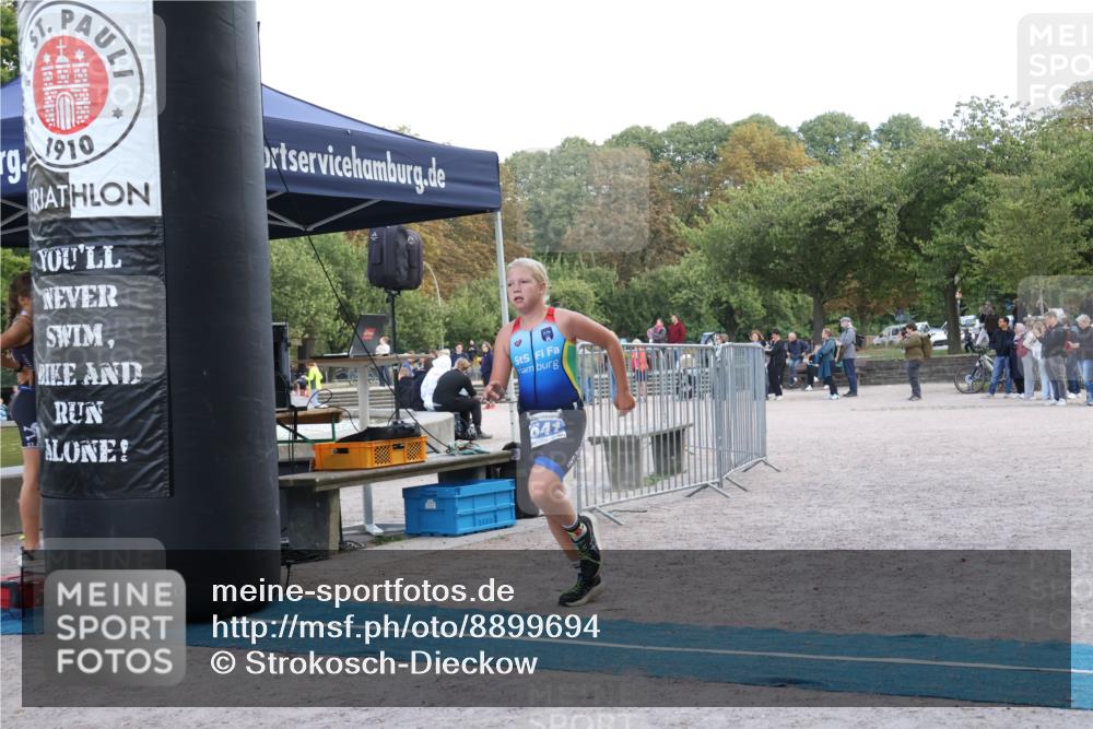 14.09.2025 - Stadtparktriathlon Strokosch-Dieckow http://msf.ph/oto/8899694 14.09.2025 14:15:50 Ziel 1641 meine-sportfotos.de
