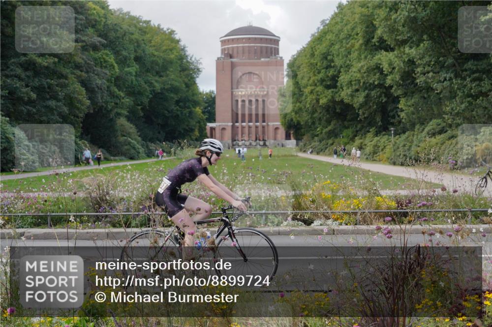14.09.2025 - Stadtparktriathlon Michael Burmester http://msf.ph/oto/8899724 14.09.2025 12:59:37 Radfahren 1275, 1312, 1335, 1359, 1396, 1404, 1413, 1430, 1451, 1484 meine-sportfotos.de