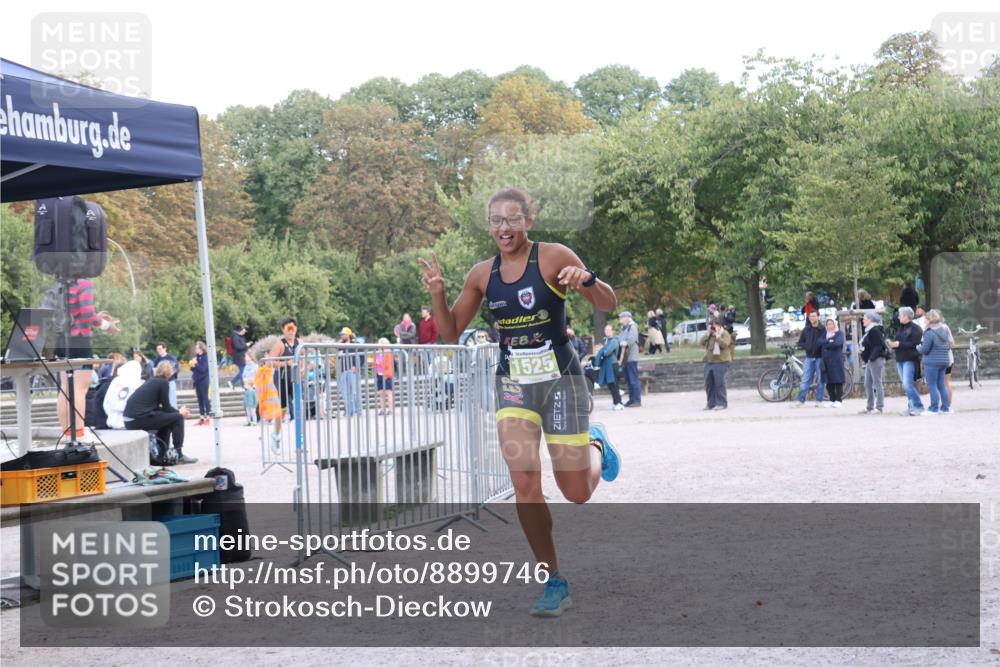 14.09.2025 - Stadtparktriathlon Strokosch-Dieckow http://msf.ph/oto/8899746 14.09.2025 14:16:21 Ziel 1525, 1686 meine-sportfotos.de