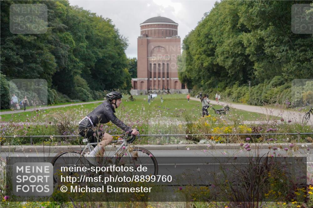 14.09.2025 - Stadtparktriathlon Michael Burmester http://msf.ph/oto/8899760 14.09.2025 12:59:50 Radfahren 1222, 1232, 1277, 1339, 1340, 1377, 1413, 1425 meine-sportfotos.de