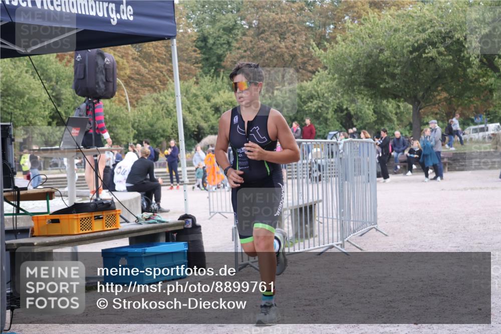 14.09.2025 - Stadtparktriathlon Strokosch-Dieckow http://msf.ph/oto/8899761 14.09.2025 14:16:26 Ziel 1525, 1686 meine-sportfotos.de