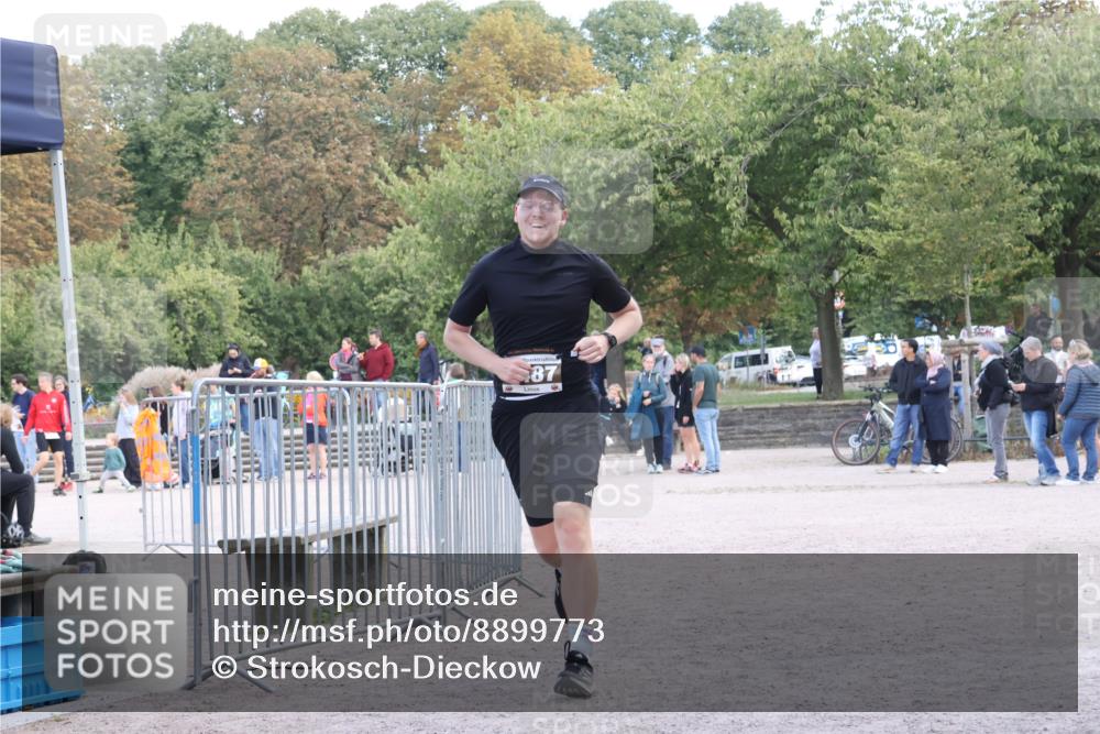 14.09.2025 - Stadtparktriathlon Strokosch-Dieckow http://msf.ph/oto/8899773 14.09.2025 14:16:35 Ziel 1487 meine-sportfotos.de