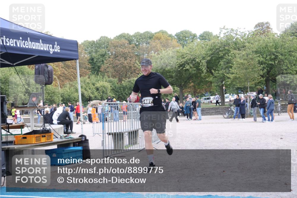 14.09.2025 - Stadtparktriathlon Strokosch-Dieckow http://msf.ph/oto/8899775 14.09.2025 14:16:36 Ziel 1487 meine-sportfotos.de