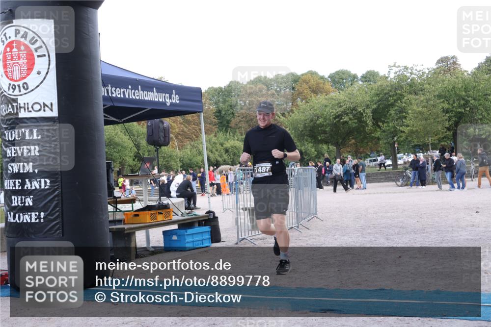14.09.2025 - Stadtparktriathlon Strokosch-Dieckow http://msf.ph/oto/8899778 14.09.2025 14:16:36 Ziel 1487 meine-sportfotos.de