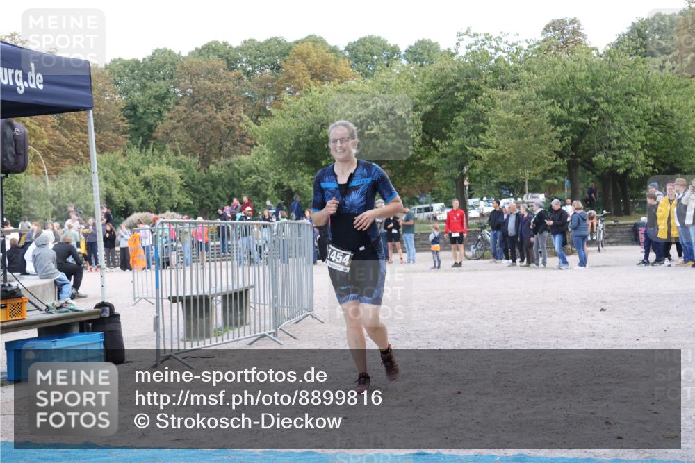 14.09.2025 - Stadtparktriathlon Strokosch-Dieckow http://msf.ph/oto/8899816 14.09.2025 14:17:09 Ziel 1454 meine-sportfotos.de