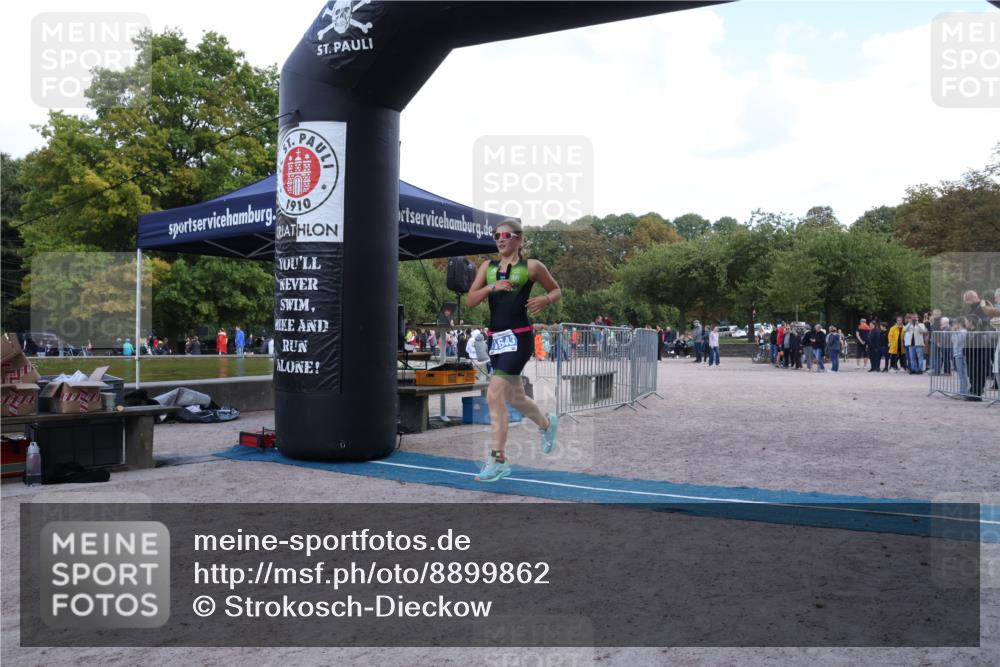 14.09.2025 - Stadtparktriathlon Strokosch-Dieckow http://msf.ph/oto/8899862 14.09.2025 14:17:35 Ziel 1643 meine-sportfotos.de