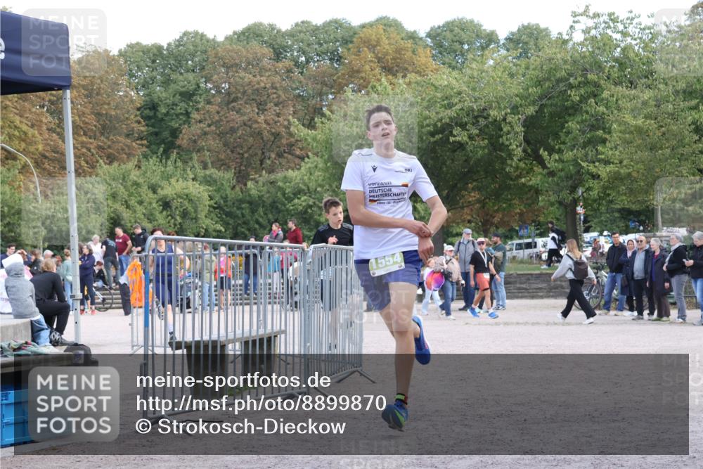 14.09.2025 - Stadtparktriathlon Strokosch-Dieckow http://msf.ph/oto/8899870 14.09.2025 14:17:47 Ziel 1323, 1554, 1676 meine-sportfotos.de