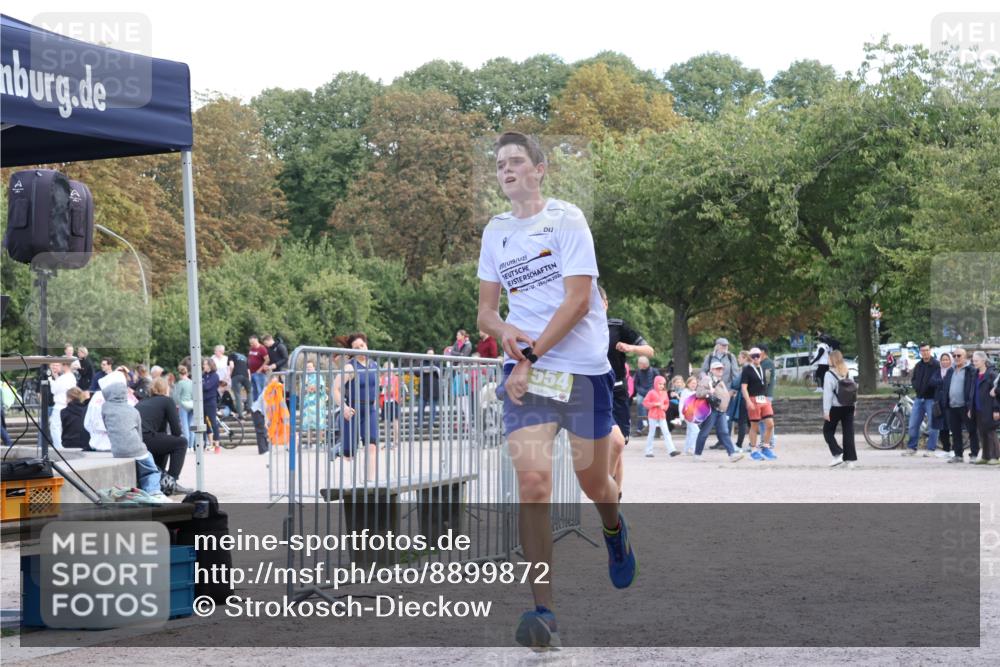 14.09.2025 - Stadtparktriathlon Strokosch-Dieckow http://msf.ph/oto/8899872 14.09.2025 14:17:47 Ziel 1323, 1554, 1676 meine-sportfotos.de