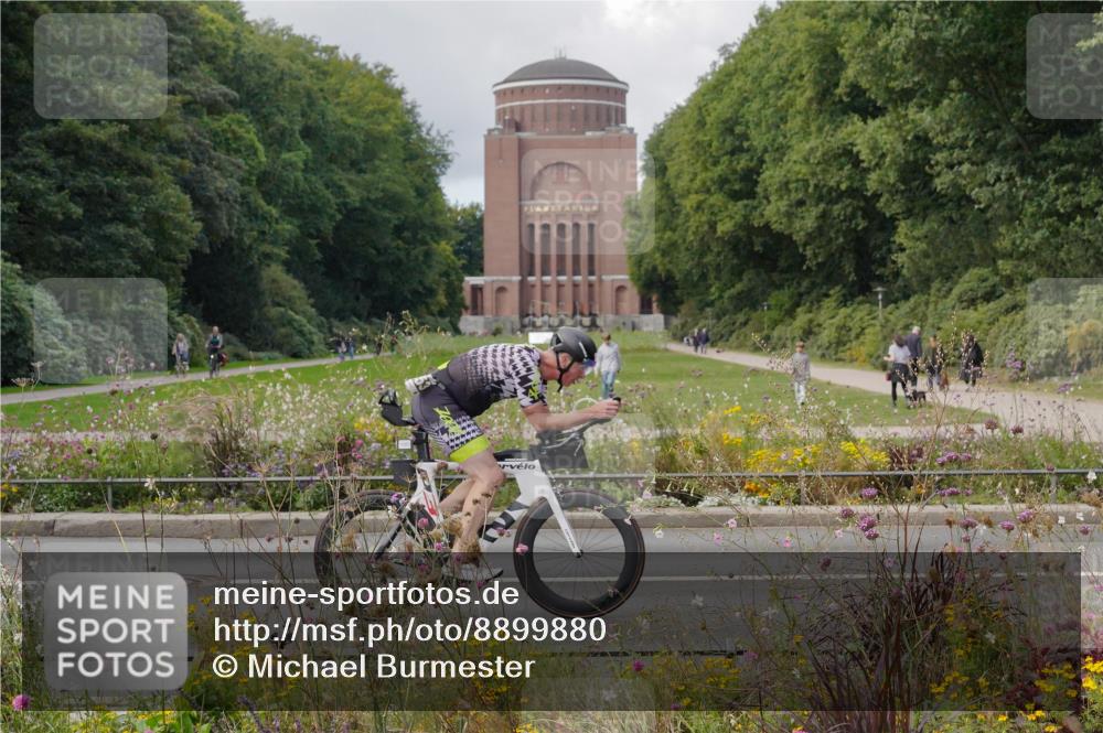 14.09.2025 - Stadtparktriathlon Michael Burmester http://msf.ph/oto/8899880 14.09.2025 13:01:20 Radfahren 1236, 1303, 1341, 1353, 1360, 1368, 1420, 1438, 1439, 1454, 1496, 1504, 1506, 1507, 1508, 1515 meine-sportfotos.de