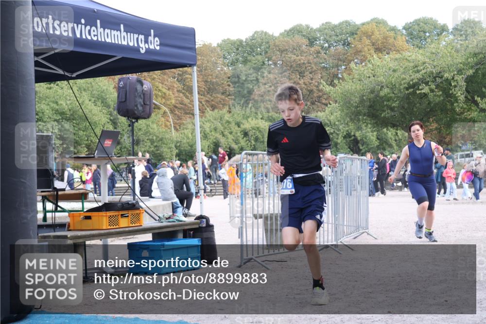 14.09.2025 - Stadtparktriathlon Strokosch-Dieckow http://msf.ph/oto/8899883 14.09.2025 14:17:49 Ziel 1323, 1554, 1676 meine-sportfotos.de