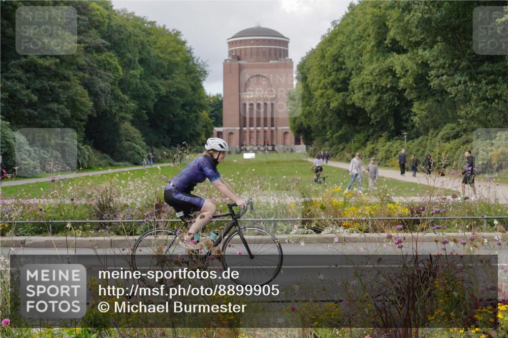14.09.2025 - Stadtparktriathlon Michael Burmester http://msf.ph/oto/8899905 14.09.2025 13:01:26 Radfahren 1236, 1360, 1368, 1420, 1438, 1439, 1453, 1454, 1469, 1479, 1496, 1504, 1506, 1508, 1515 meine-sportfotos.de