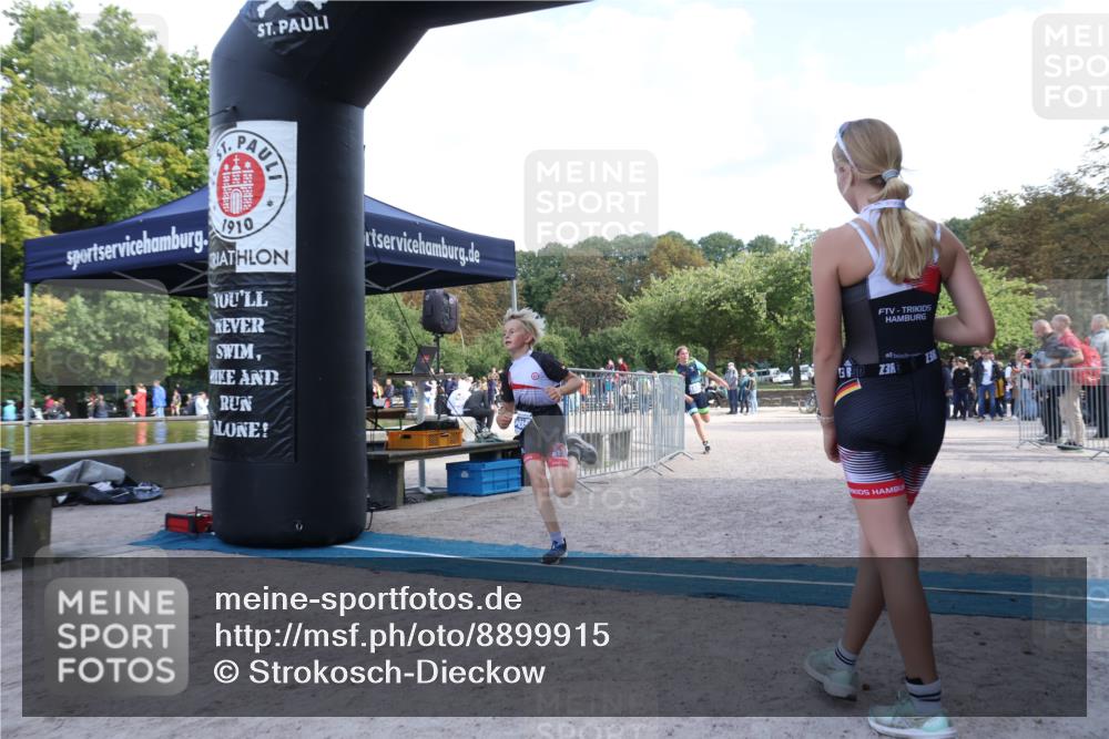14.09.2025 - Stadtparktriathlon Strokosch-Dieckow http://msf.ph/oto/8899915 14.09.2025 14:18:21 Ziel 1556, 1559, 1625, 1665, 1683 meine-sportfotos.de