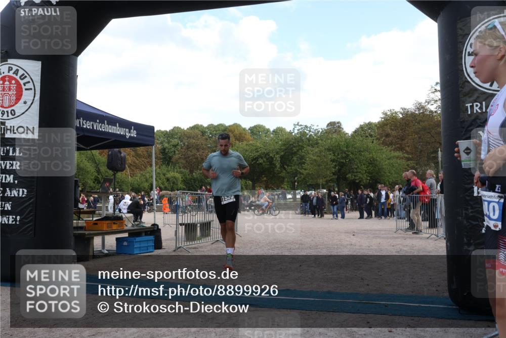 14.09.2025 - Stadtparktriathlon Strokosch-Dieckow http://msf.ph/oto/8899926 14.09.2025 14:18:36 Ziel 1520 meine-sportfotos.de