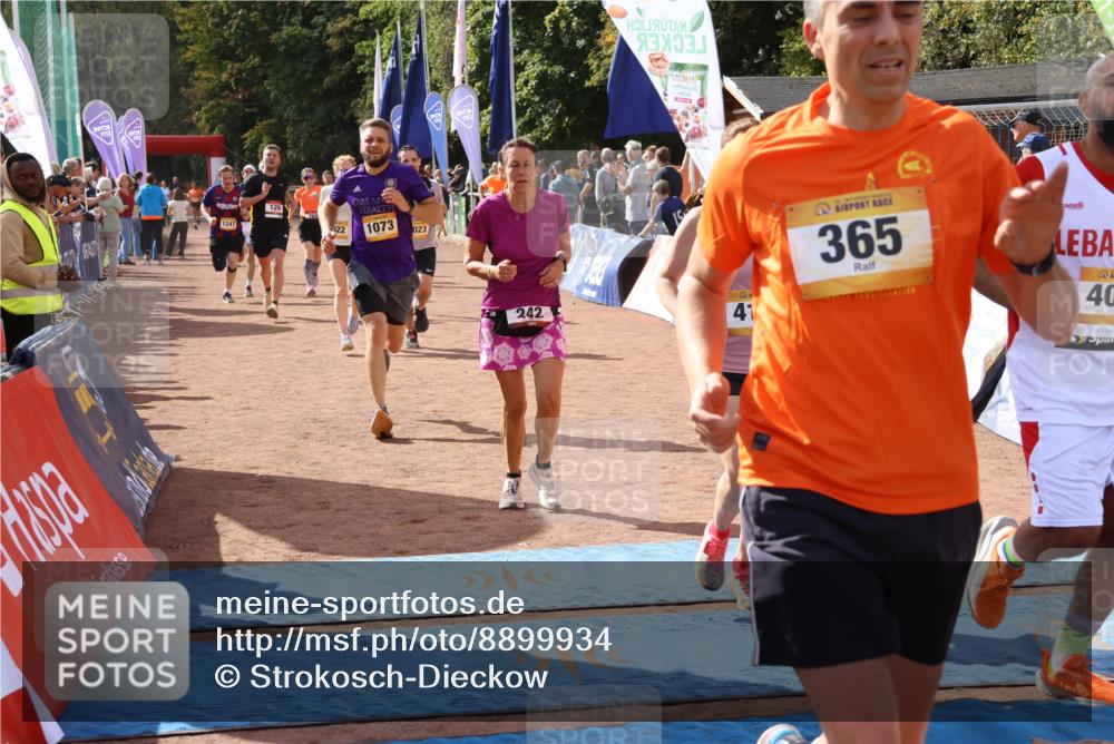 14.09.2025 - Airport Race Strokosch-Dieckow http://msf.ph/oto/8899934 14.09.2025 12:28:15 Ziel 126, 139, 161, 242, 281, 365, 487, 587, 716, 765, 824, 1018, 1073, 1076, 1247, 1399, 1988, 2021, 2022, 2023, 4032, 4129 meine-sportfotos.de