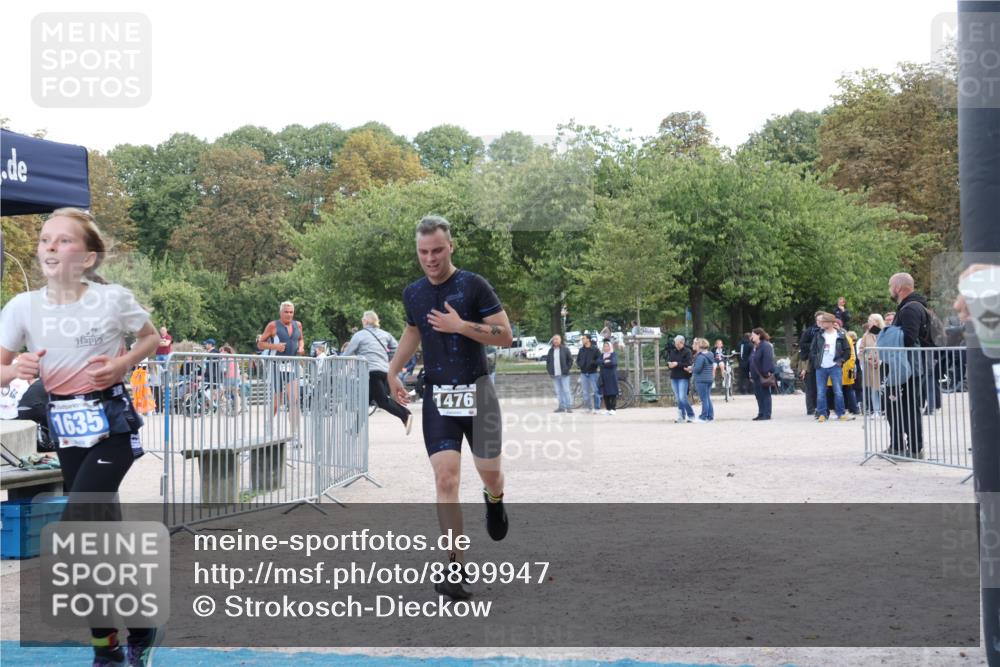 14.09.2025 - Stadtparktriathlon Strokosch-Dieckow http://msf.ph/oto/8899947 14.09.2025 14:19:33 Ziel 1476, 1490, 1635 meine-sportfotos.de