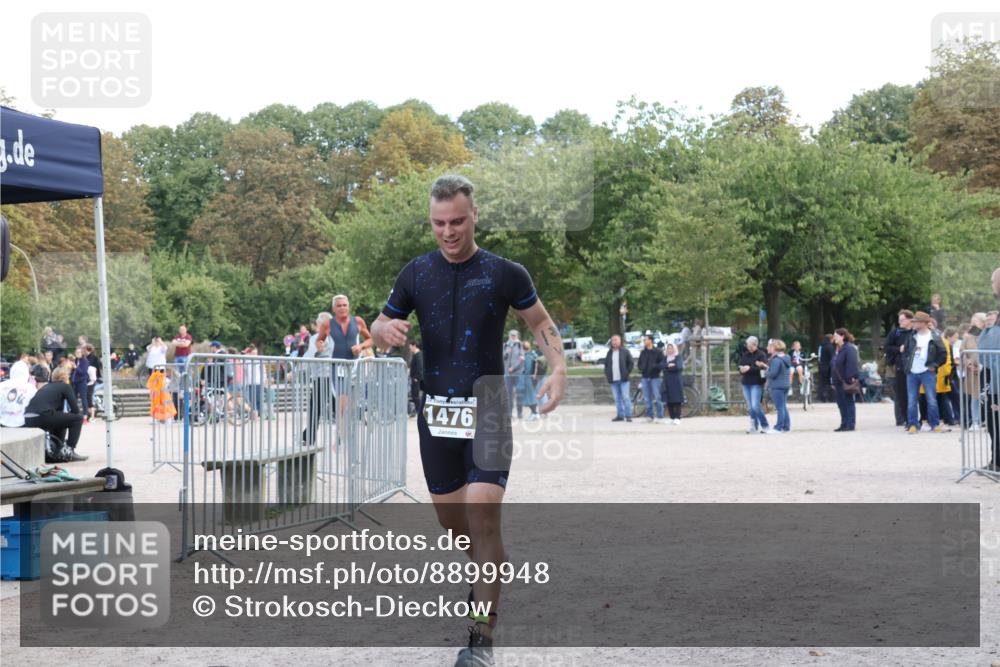 14.09.2025 - Stadtparktriathlon Strokosch-Dieckow http://msf.ph/oto/8899948 14.09.2025 14:19:33 Ziel 1476, 1490, 1635 meine-sportfotos.de