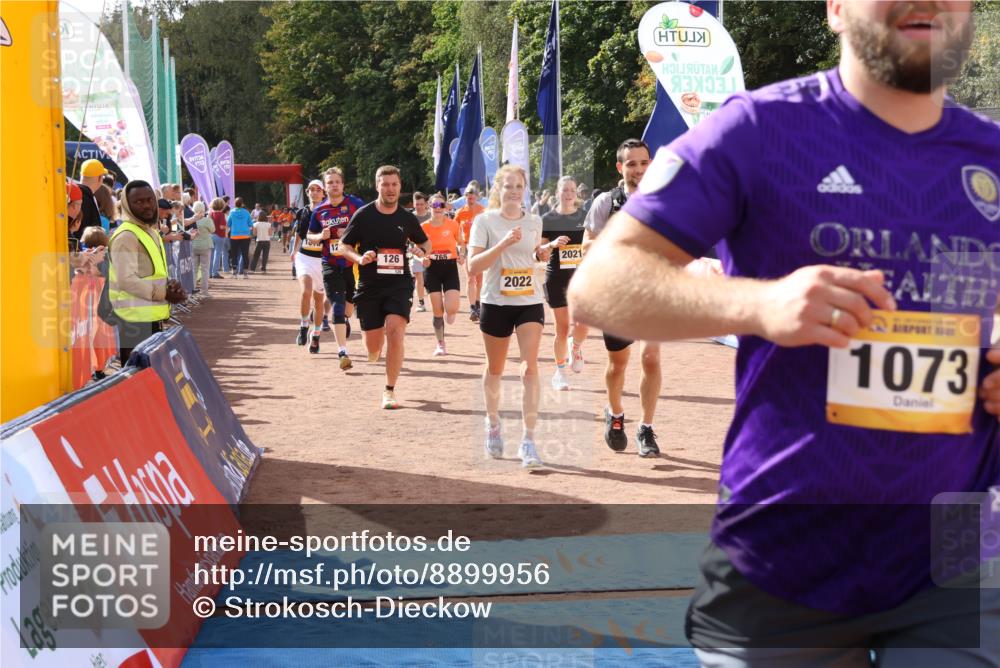 14.09.2025 - Airport Race Strokosch-Dieckow http://msf.ph/oto/8899956 14.09.2025 12:28:17 Ziel 126, 161, 242, 281, 365, 487, 587, 716, 765, 824, 1018, 1073, 1076, 1247, 1399, 2021, 2022, 2023, 4032, 4129 meine-sportfotos.de