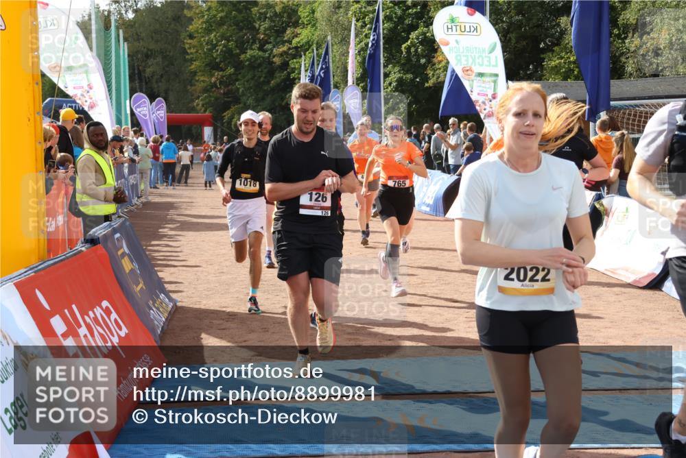 14.09.2025 - Airport Race Strokosch-Dieckow http://msf.ph/oto/8899981 14.09.2025 12:28:19 Ziel 118, 126, 161, 242, 487, 587, 765, 824, 1018, 1073, 1076, 1247, 1399, 2021, 2022, 2023, 4129 meine-sportfotos.de