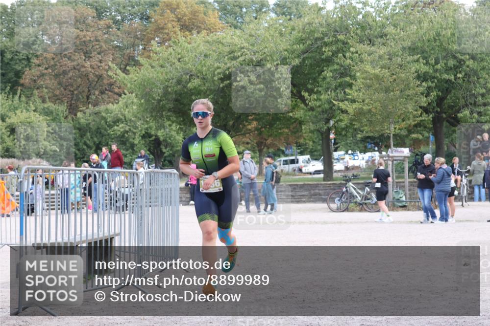 14.09.2025 - Stadtparktriathlon Strokosch-Dieckow http://msf.ph/oto/8899989 14.09.2025 14:20:20 Ziel 1497, 1536 meine-sportfotos.de