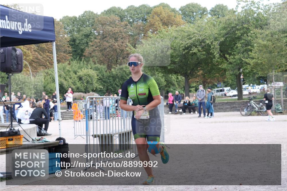 14.09.2025 - Stadtparktriathlon Strokosch-Dieckow http://msf.ph/oto/8899992 14.09.2025 14:20:21 Ziel 1497, 1536, 1542 meine-sportfotos.de