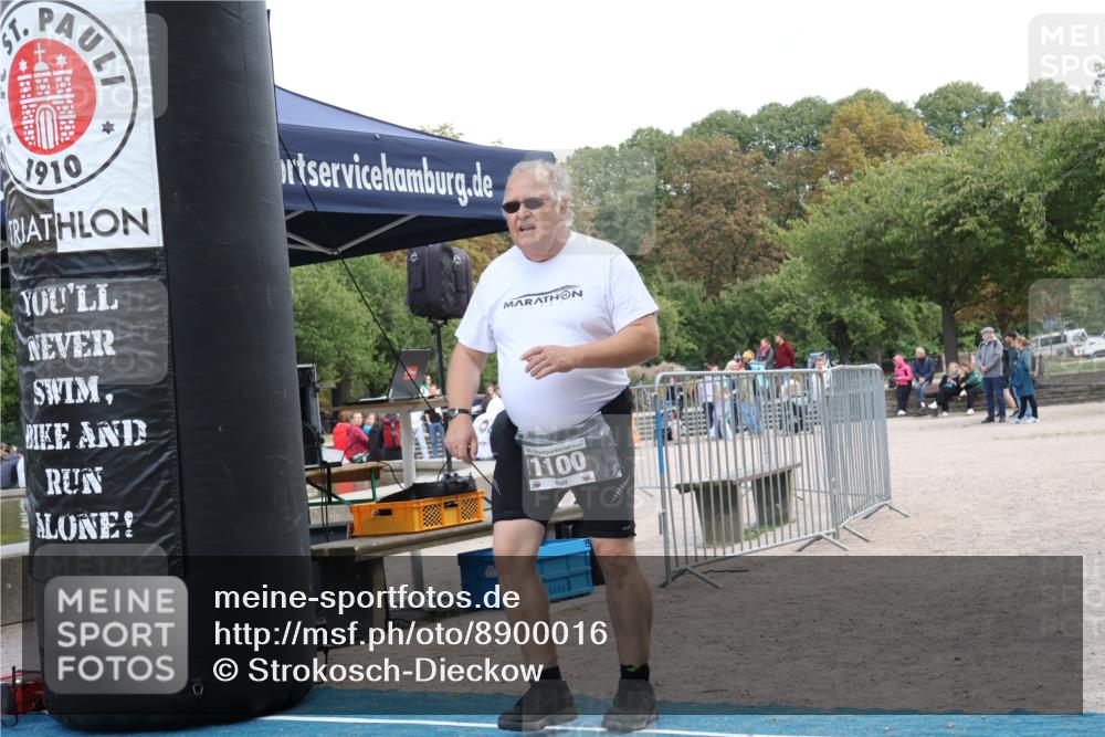 14.09.2025 - Stadtparktriathlon Strokosch-Dieckow http://msf.ph/oto/8900016 14.09.2025 14:20:56 Ziel 1100 meine-sportfotos.de