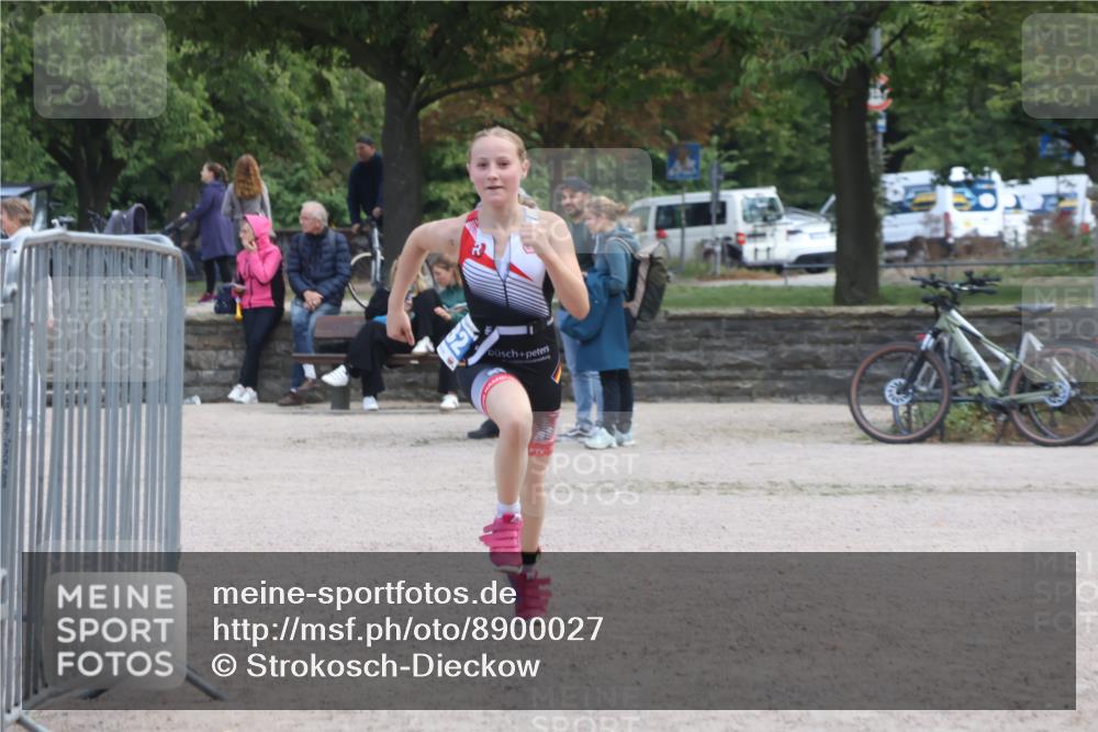 14.09.2025 - Stadtparktriathlon Strokosch-Dieckow http://msf.ph/oto/8900027 14.09.2025 14:21:38 Ziel 1632 meine-sportfotos.de