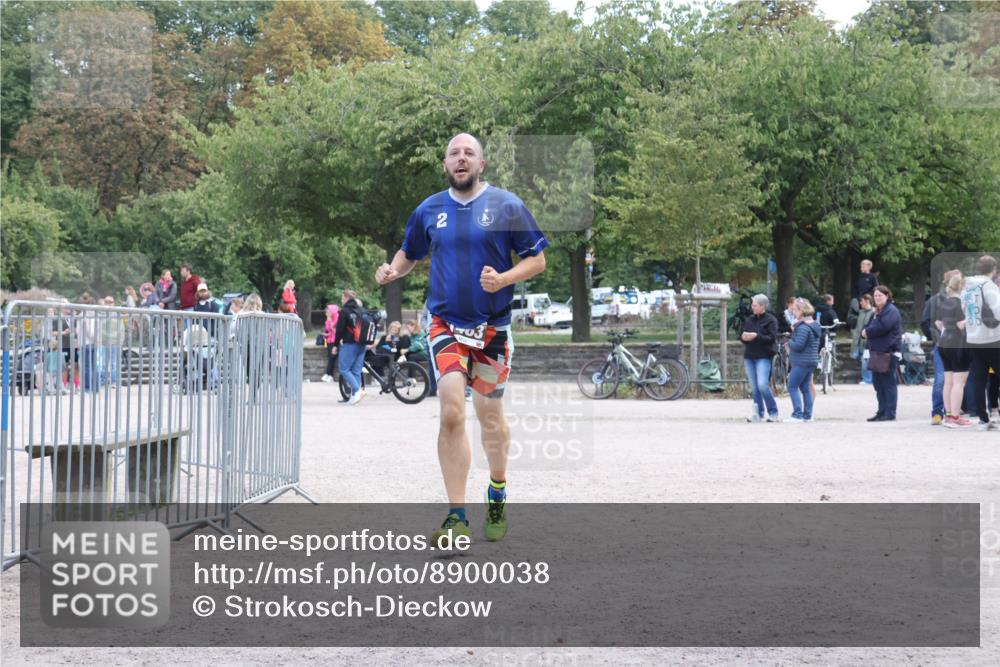 14.09.2025 - Stadtparktriathlon Strokosch-Dieckow http://msf.ph/oto/8900038 14.09.2025 14:21:53 Ziel 1483 meine-sportfotos.de